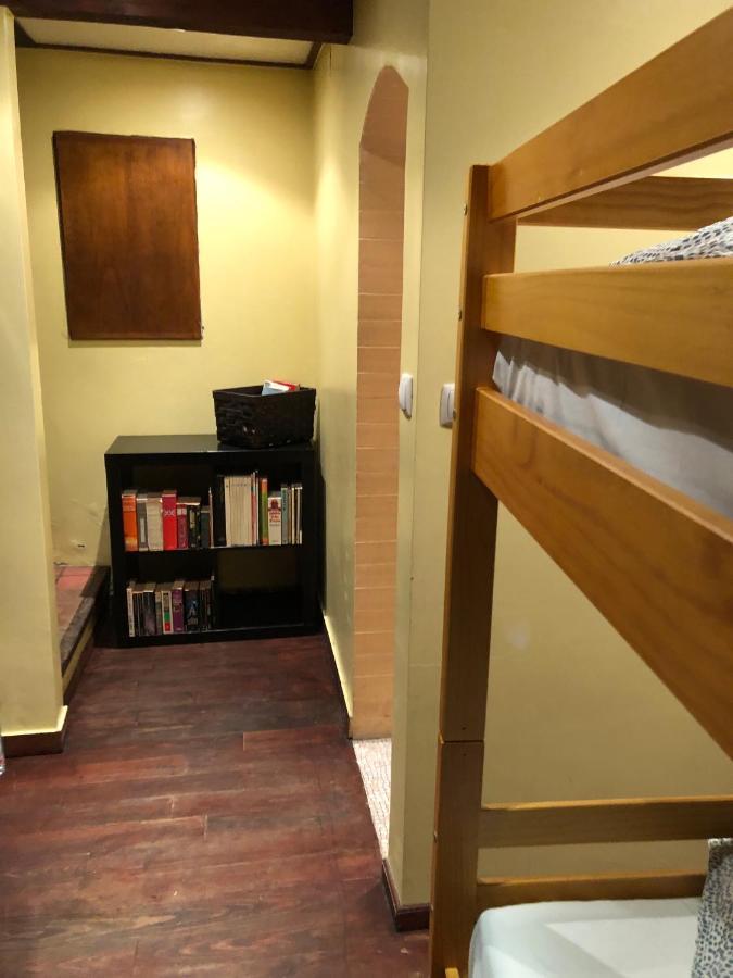 Pequeno Hostel Лісабон Екстер'єр фото